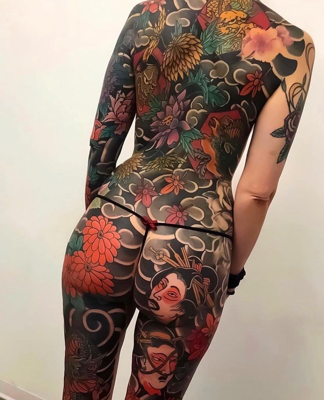 Gorgeous Japanese bodysuit tattoo by © Alessio Ventimiglia
