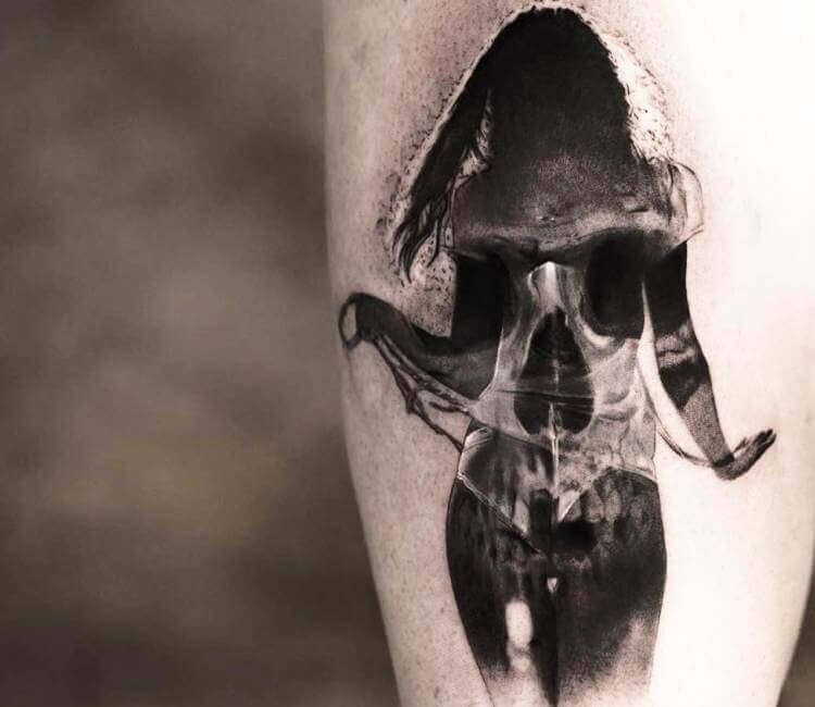 Woman and Skull tattoo by Niki Norberg