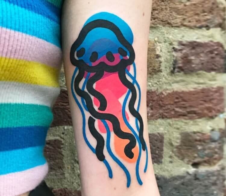 Jellyfish tattoo by Mambo Tattooer